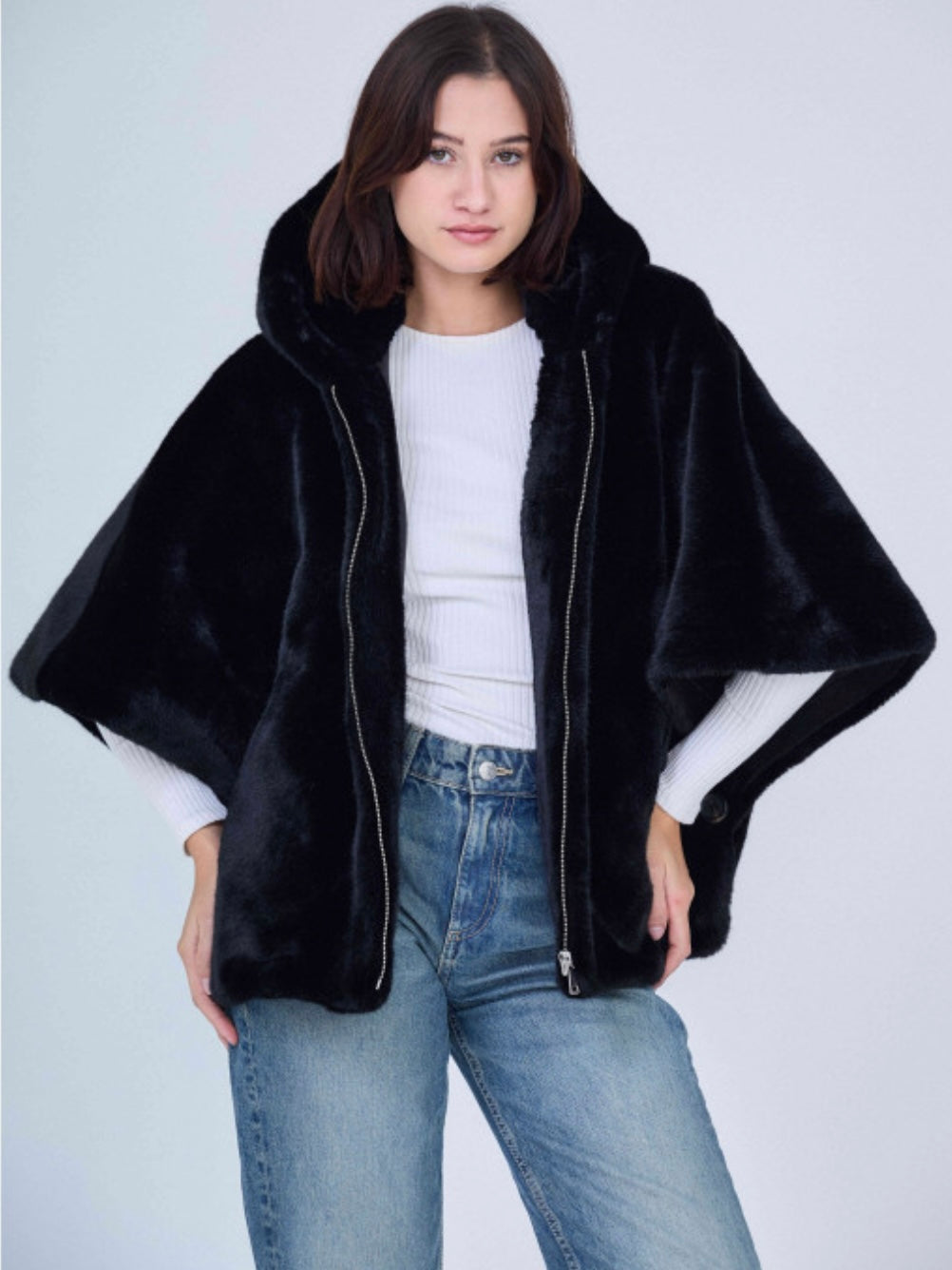 Faux fur cape Alizee black - Afbeelding 3